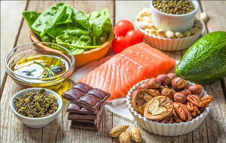 kolajen iceren besinler